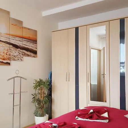 Ferienwohnung 2 Og *
